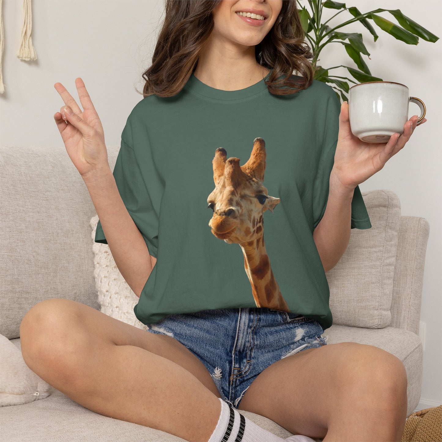 Giraffe - Unisex Garment-Dyed T-shirt
